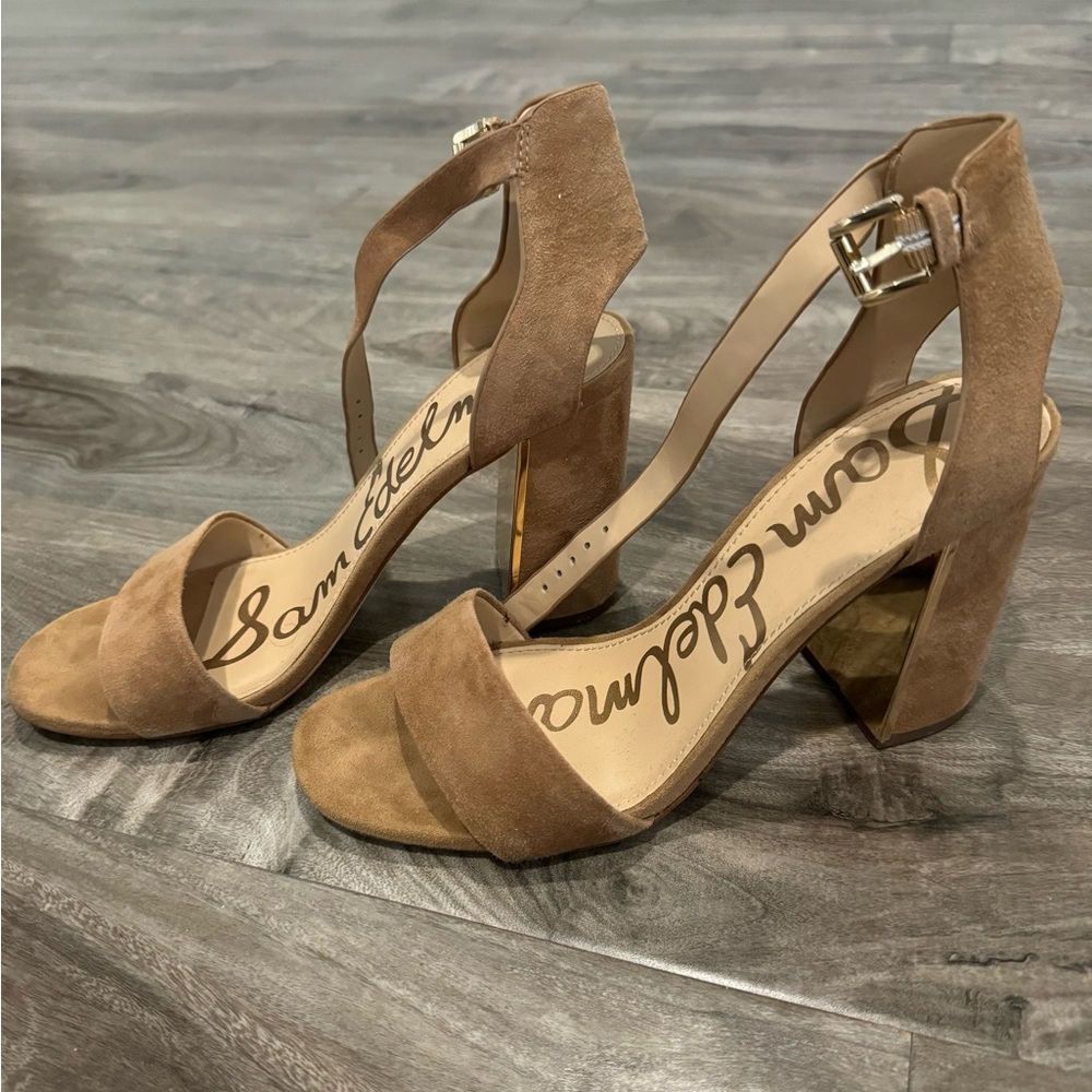 Sam Edelman Synthia Nude Suede Sandal Size 7.5
